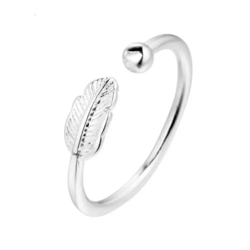 100% Sterling silver 925 Leaf 🍃adjustable ring
